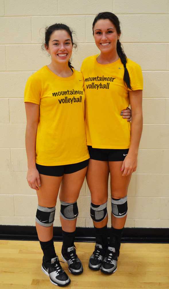 Sisters junior broadcast journalism major Lauren Brown and Freshman pre med major Paige Brown play for Appalachian women's volleyball team. Aniesy Cardo| The Appalachian