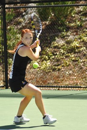 Senior Ellie Linsell prepares to return the ball across the net in Saturday’s match against Wofford.  Justin Perry  |  The Appalachian